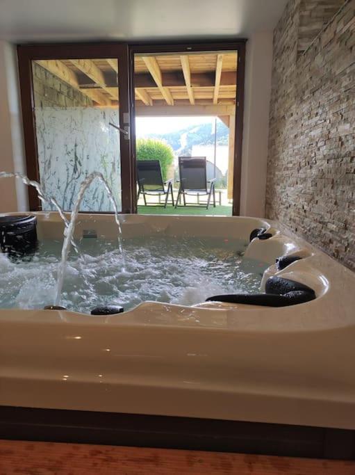 Gite Papillon 6 A14 Personnes - Jacuzzi Gérardmer Eksteriør bilde
